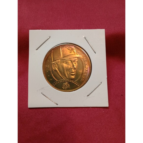 1997 Pinnacle Mint Coins Nickel #04 Cal Ripken Jr. - Picture 1 of 2